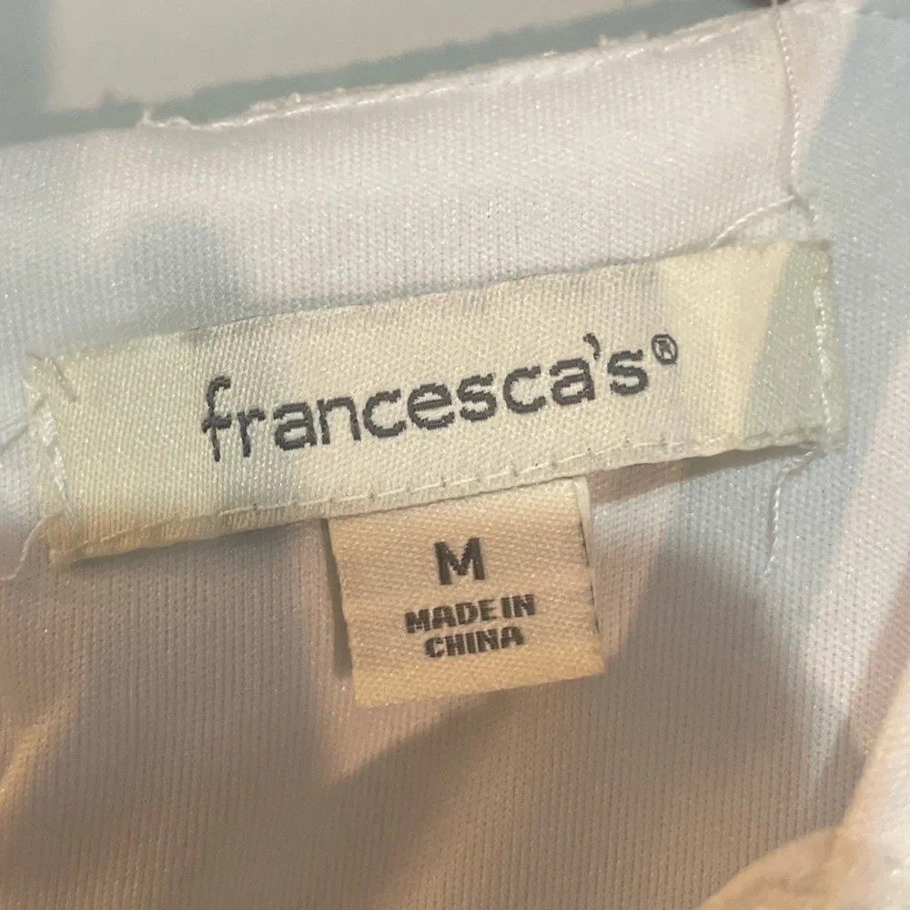 Francesca's Kylie Scallop Trim Solid Lace Shift DressWomen's Size M - Picture 3 of 6
